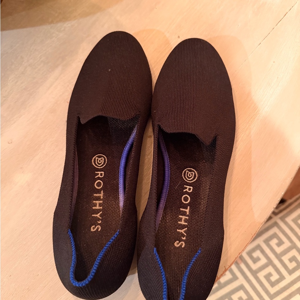 Rothy's Women's Black and Blue Flats